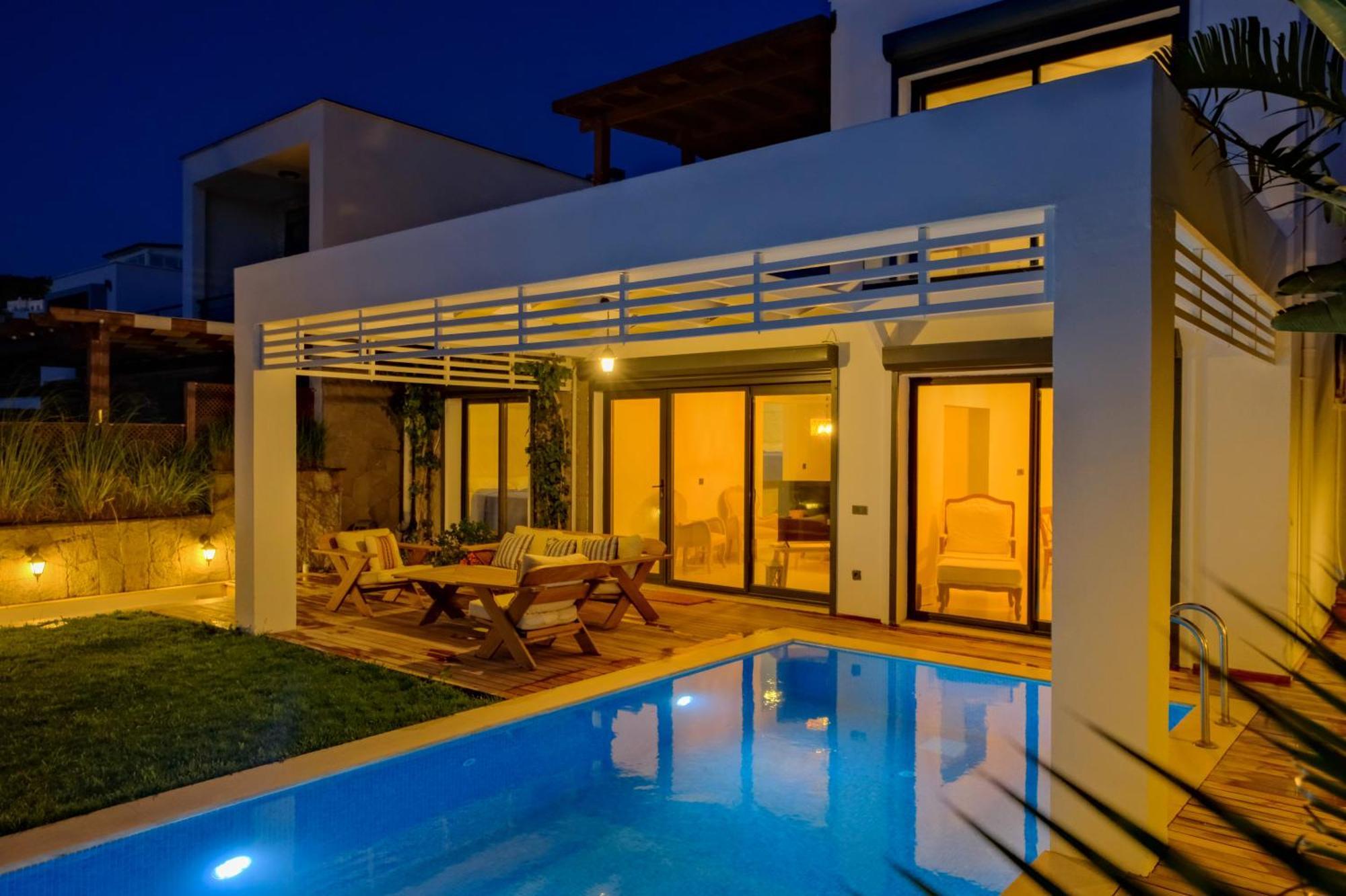 Villa Aleph-Kiralik Muestakil Havuzlu Luex Villa بودروم المظهر الخارجي الصورة