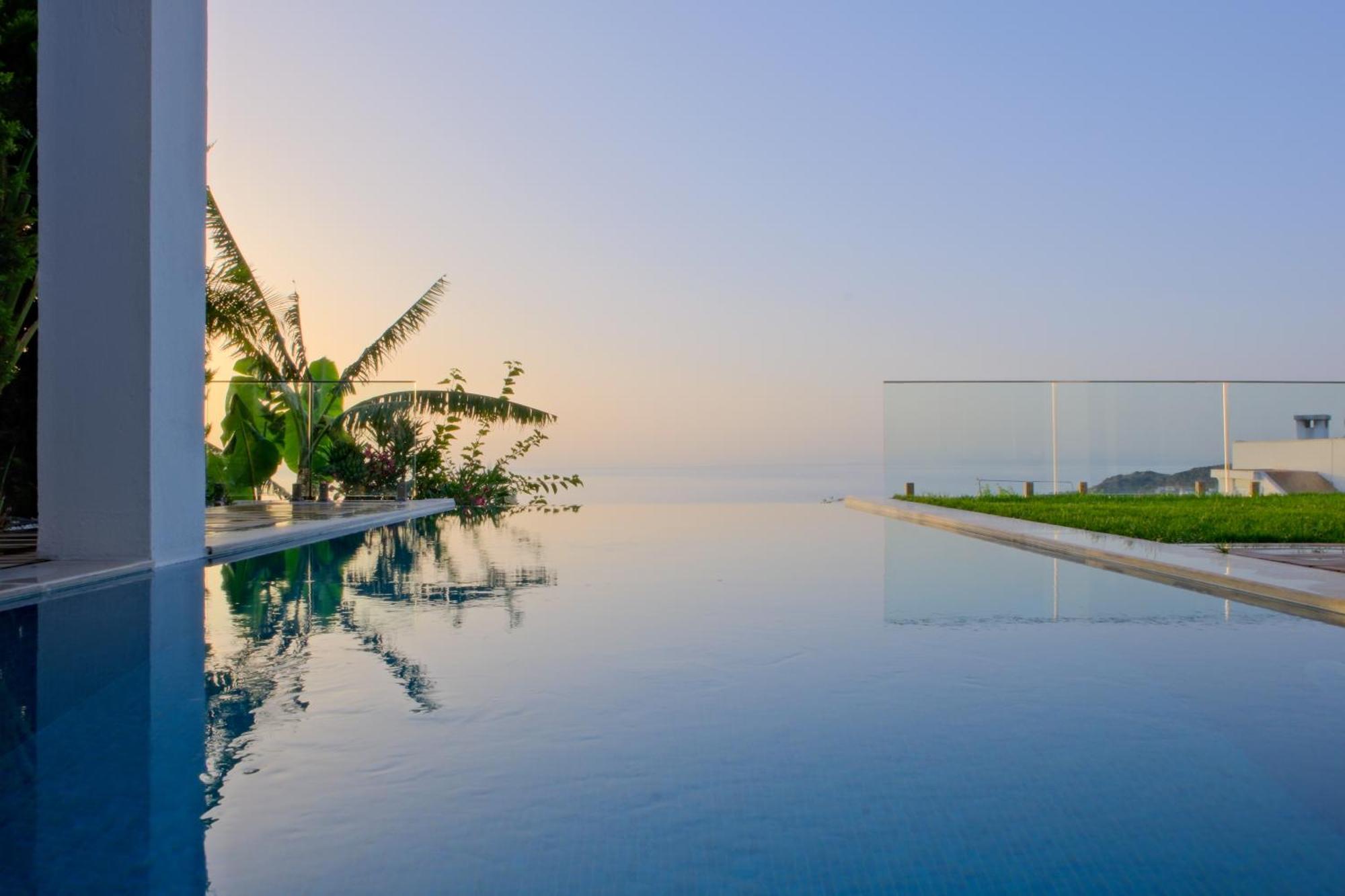 Villa Aleph-Kiralik Muestakil Havuzlu Luex Villa بودروم المظهر الخارجي الصورة